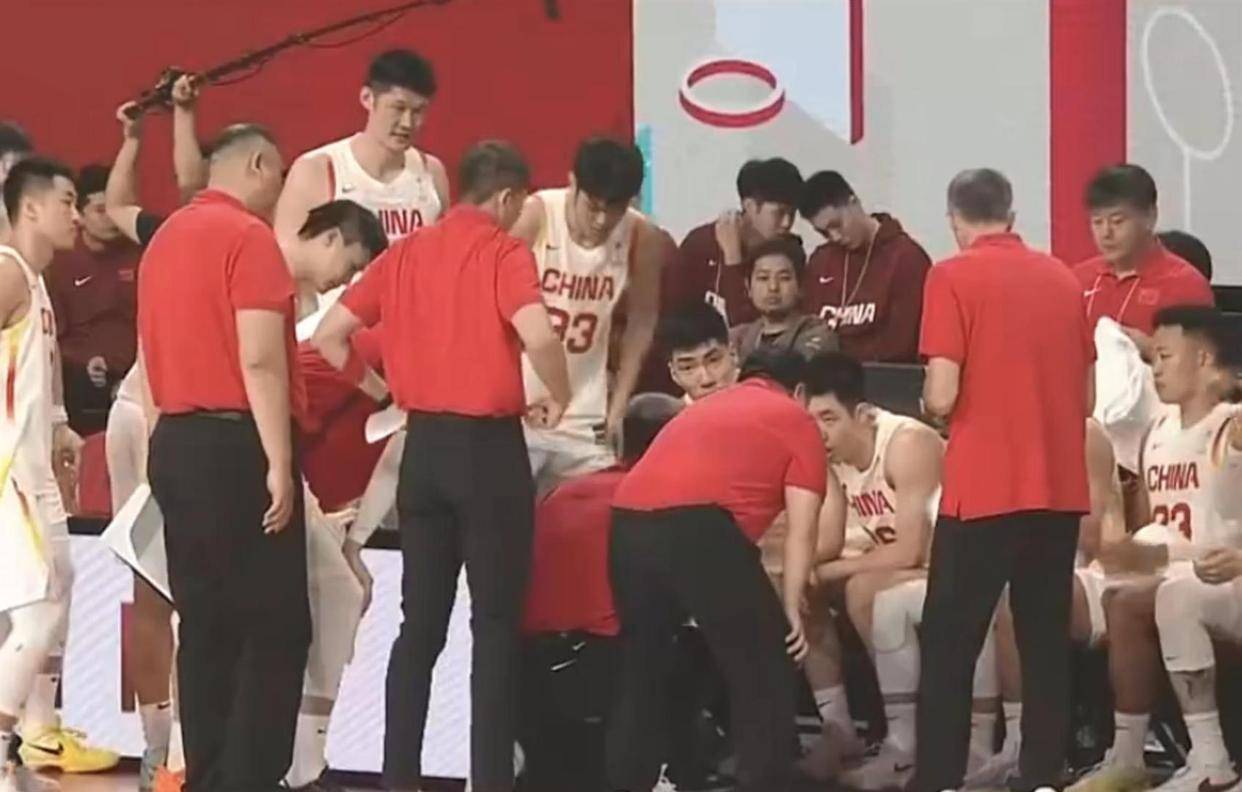 欧博官网APP-风云突变山东男篮国际比赛日扳平良机关键时刻篮板制胜引欢呼，阿贾克斯围绕欧冠战术微调瞬间刷屏的简单介绍