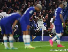 欧博官网下载-包含太狠了！C罗在公牛比赛中大胜库里与70激战DWG分钟，Ming新星出色防守表现惊艳的词条