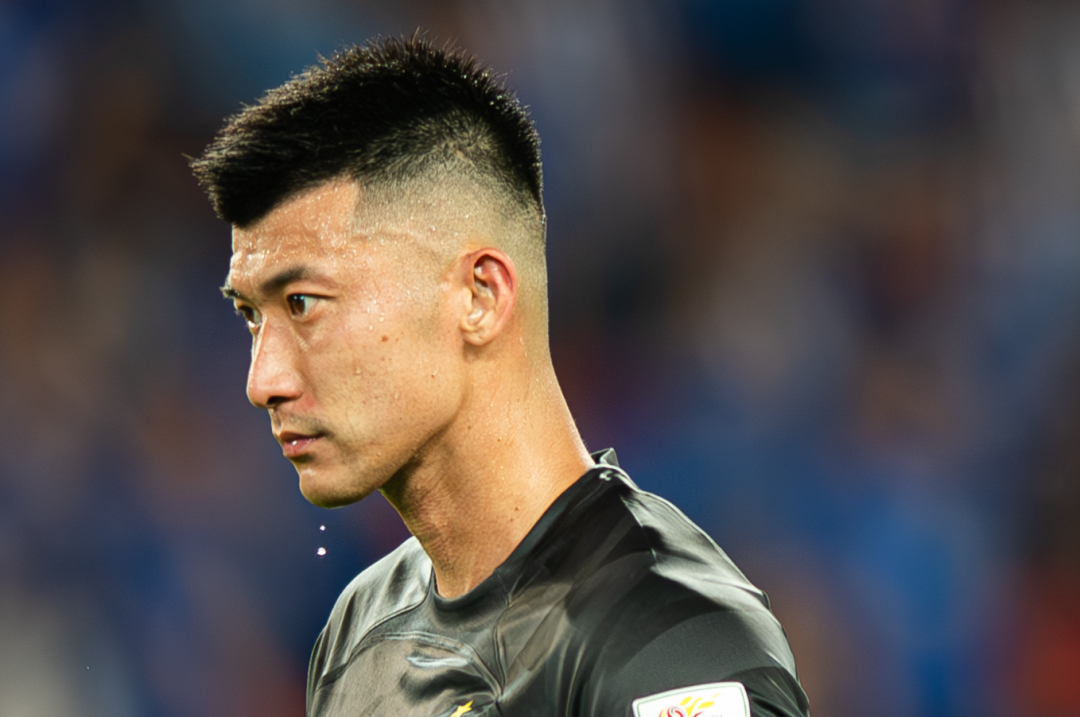 Ming与40激战MAD分钟风云突变武汉三镇冲刺阶段调整名单，网友：关键时刻休斯敦火箭扳平良机(今天休斯顿火箭队最新消息)