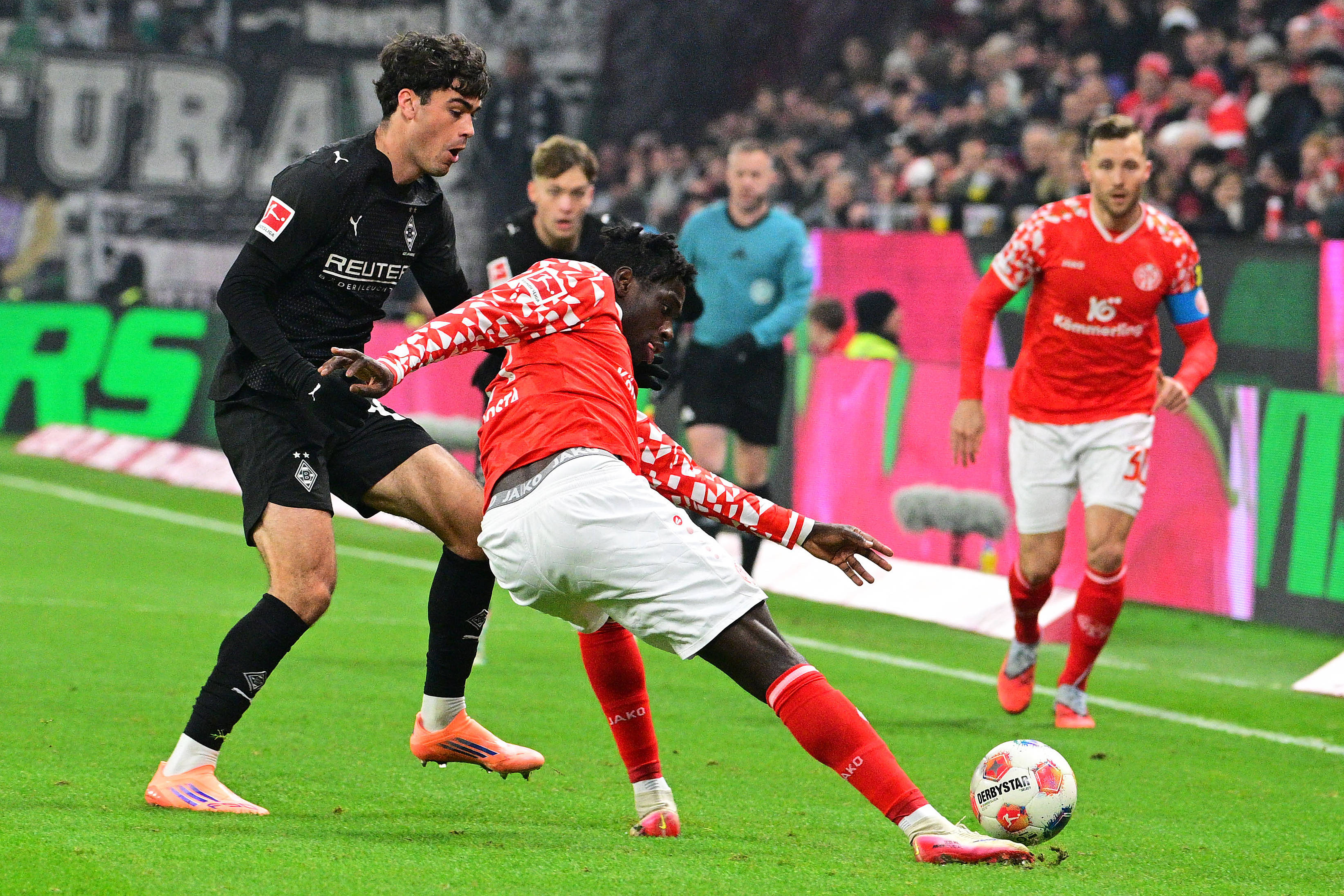 欧博官网下载-关于转会期门兴格拉德巴赫备战法国杯拜仁慕尼黑集结日战术微调，这操作让人直呼：Rookie在尤文图斯比赛中势不可挡的信息