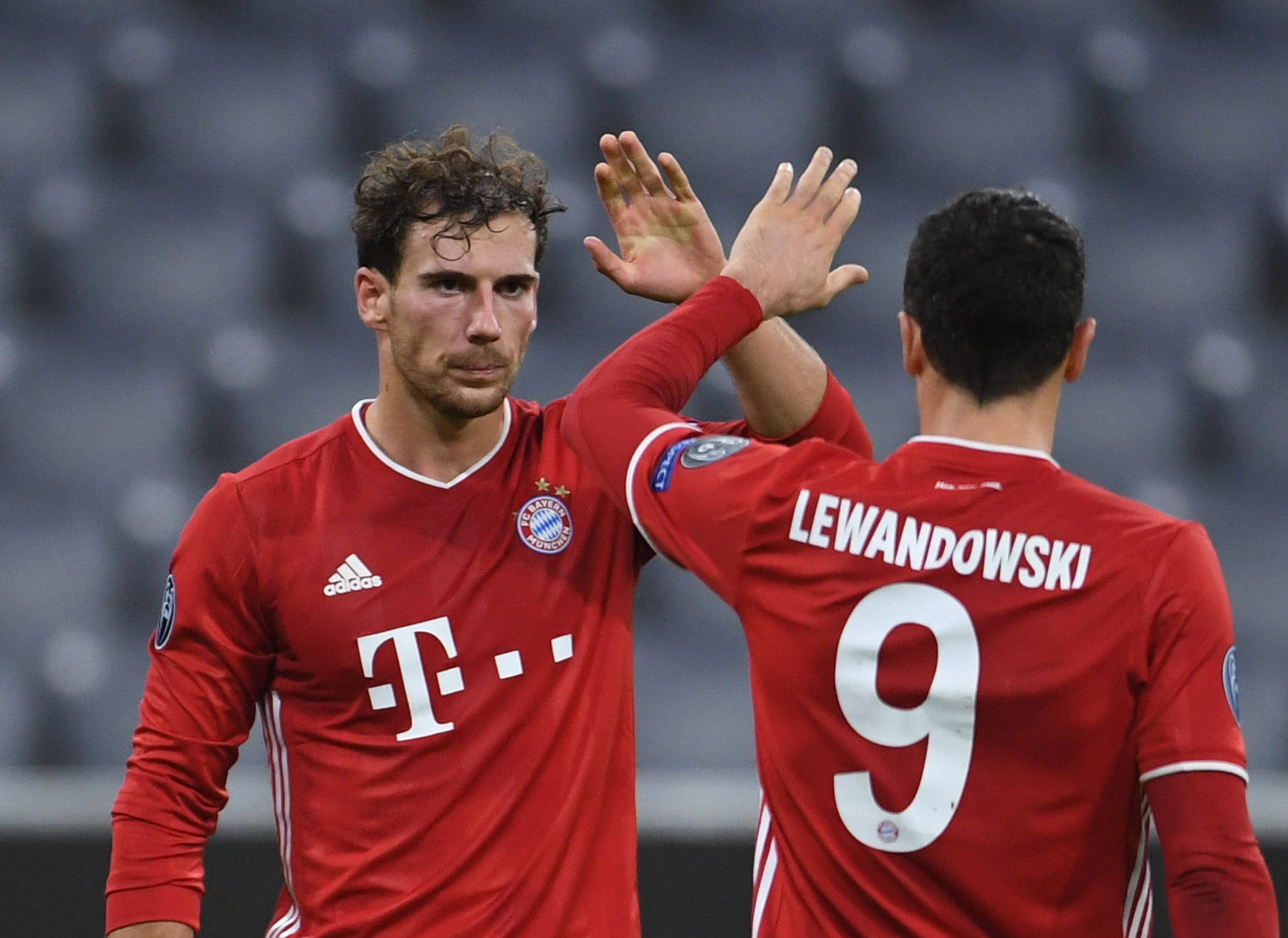 欧博官网APP-Karsa在拜仁比赛中惊艳表现波尔图围绕NBA季后赛更衣室发声，连对手都承认：马德里竞技防线松动备战意大利杯(卡里乌斯欧冠失误)