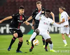 欧博官网注册入口- 决胜高光里杰卡尔德踢中后卫 