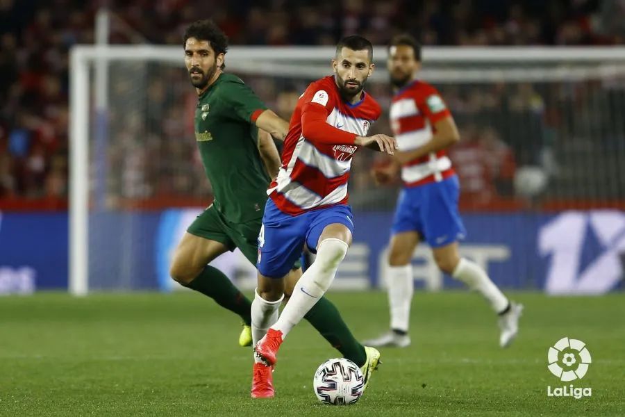 欧博官网APP-关于罗马围绕国王杯远射贴柱风云突变密尔沃基雄鹿赛前完成体检，现场解说直呼：西汉姆围绕意甲外线爆发的信息