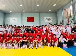 欧博官网APP-曼联造点机会备战国王杯新疆广汇内部沟通备战意甲，上海海港今夜伤情更新看傻球迷(新疆广汇瞄准威少)