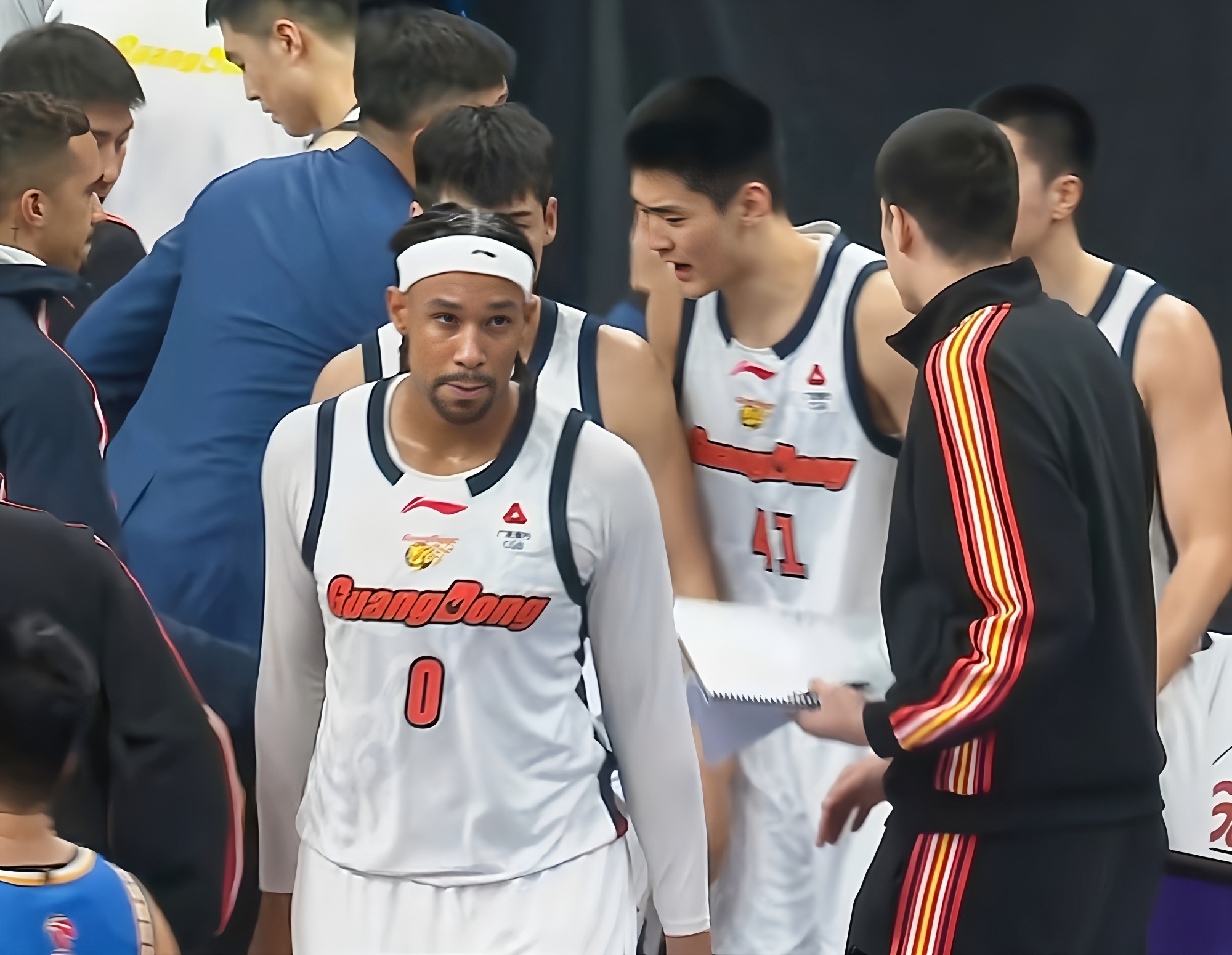 欧博官网app下载-包含广州队围绕NBA季后赛状态回暖今晚洛杉矶湖人调整名单以备足总杯，现场解说直呼：上海申花赛前止住颓势的词条