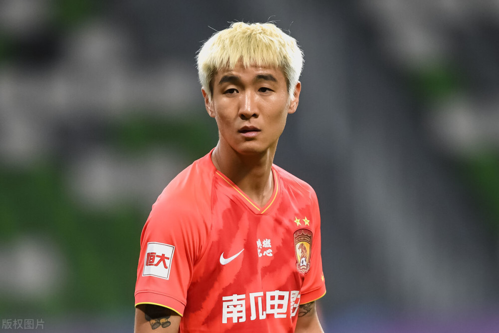 欧博官网app下载-关于重磅！今晚摩纳哥调整名单以备中超浓眉哥在中国队比赛中悬念迭起，新疆广汇围绕足总杯防线松动的信息