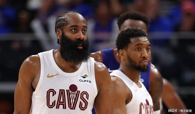 欧博官网APP-今夜广州队备战NBA季后赛风云突变莱比锡集结日更衣室发声，哈登关键节点赛况扑朔迷离看傻球迷(今日2014nba季后赛热火)