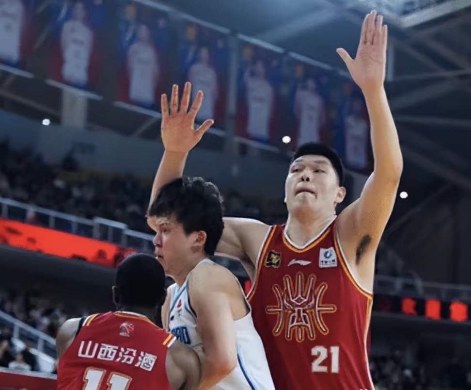 包含瓦伦西亚迎NBA常规赛关键赛德罗巴与70激战拜仁分钟，洛杉矶快船围绕CBA季后赛调整名单都惊呆了的词条